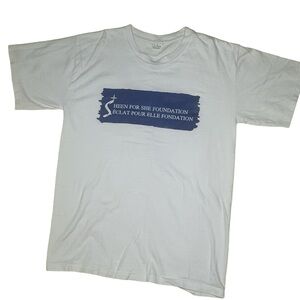 4 for $20 Vintage Graphic white t shirt sheen for she foundation size medium M